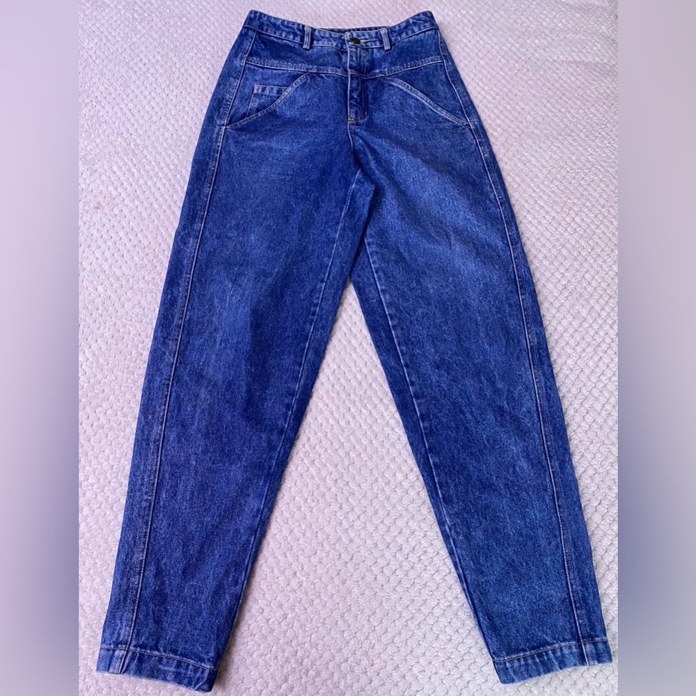 Lizwear  Jean denim siz 10 High-waisted, straight-leg, acid-washed